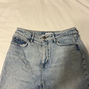 Light wash jeans